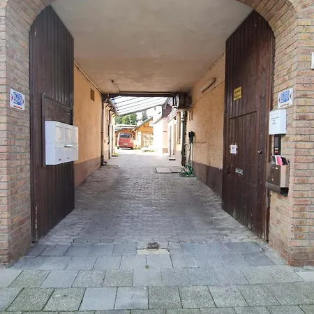 Gaestehaus 2a *