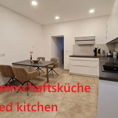 Gaestehaus 2a Penzion Jülich